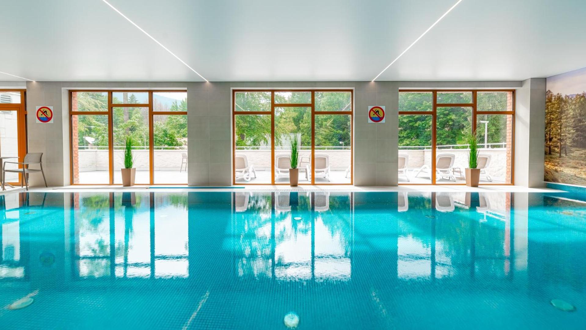 Royal Prestige Collection Z Prywatnym Jacuzzi - Stone Hill Resort Z Basenem I Saunami Szklarska Poręba Eksteriør bilde